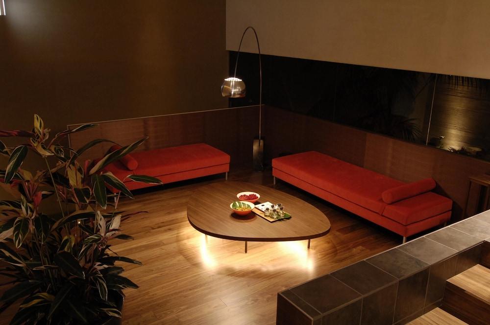 Royal Oak Hotel Spa & Gardens Otsu Exterior photo