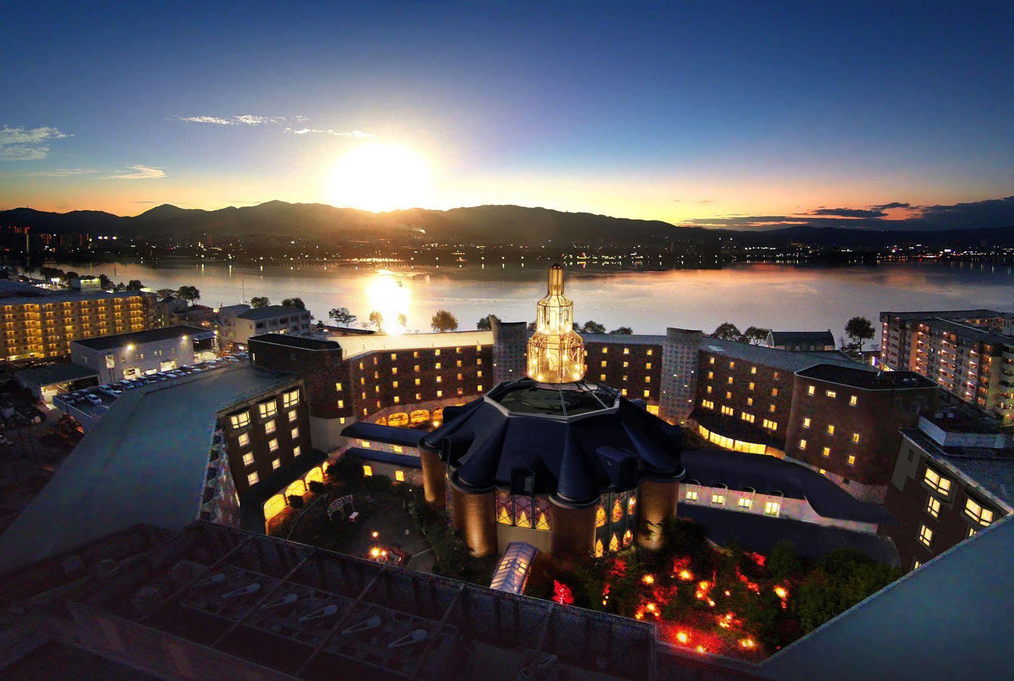 Royal Oak Hotel Spa & Gardens Otsu Exterior photo